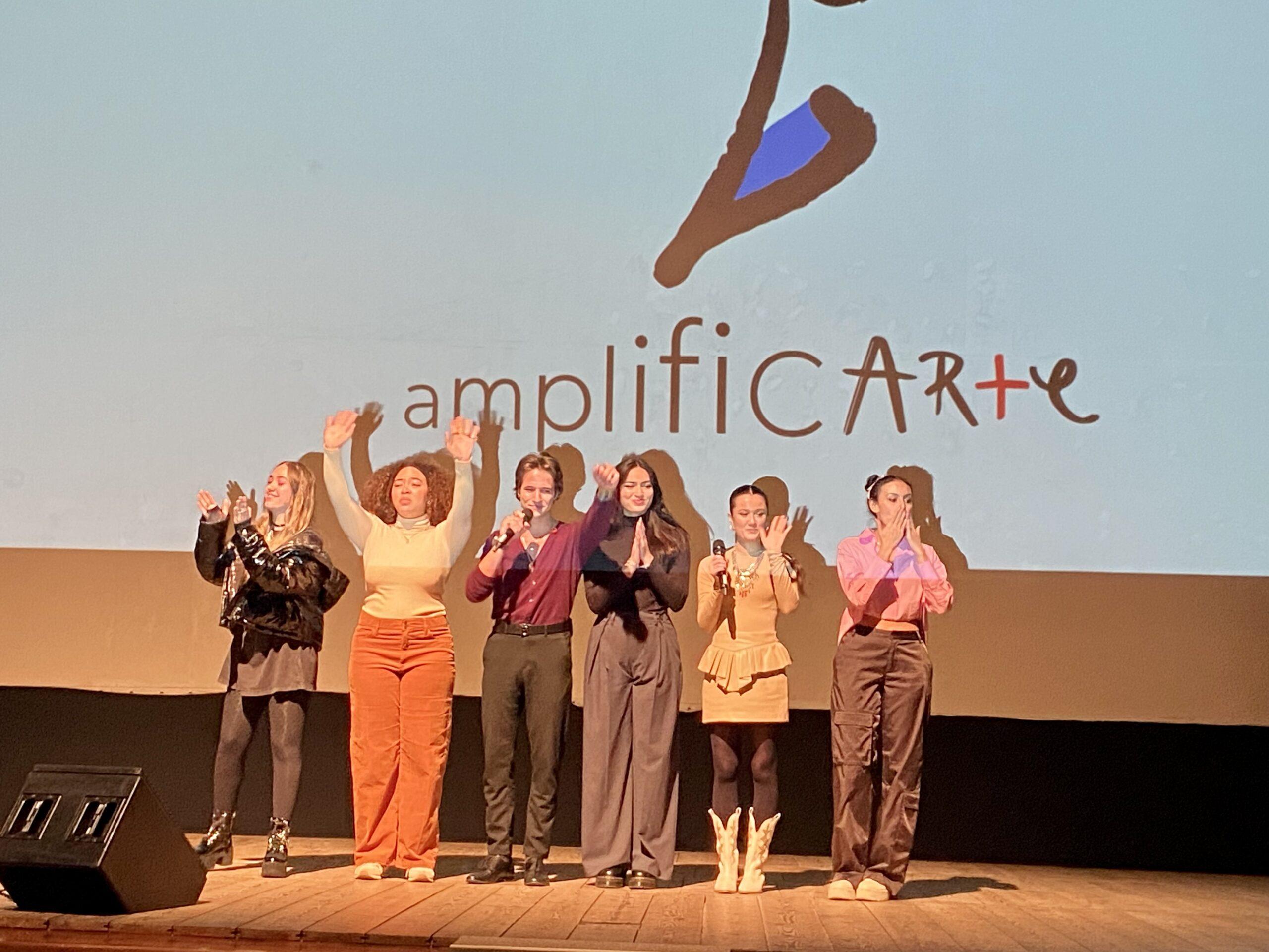 Más de 350 alumnos de distintos colegios de Zaragoza asisten al primer concierto educativo del innovador programa educativo AmplificARTE