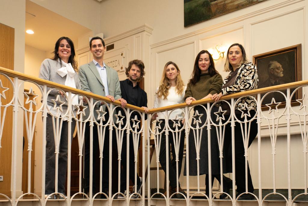 Jóvenes reconocidos con el Premio Princesa de Girona comparten reflexiones en una charla en el Ateneo de Madrid