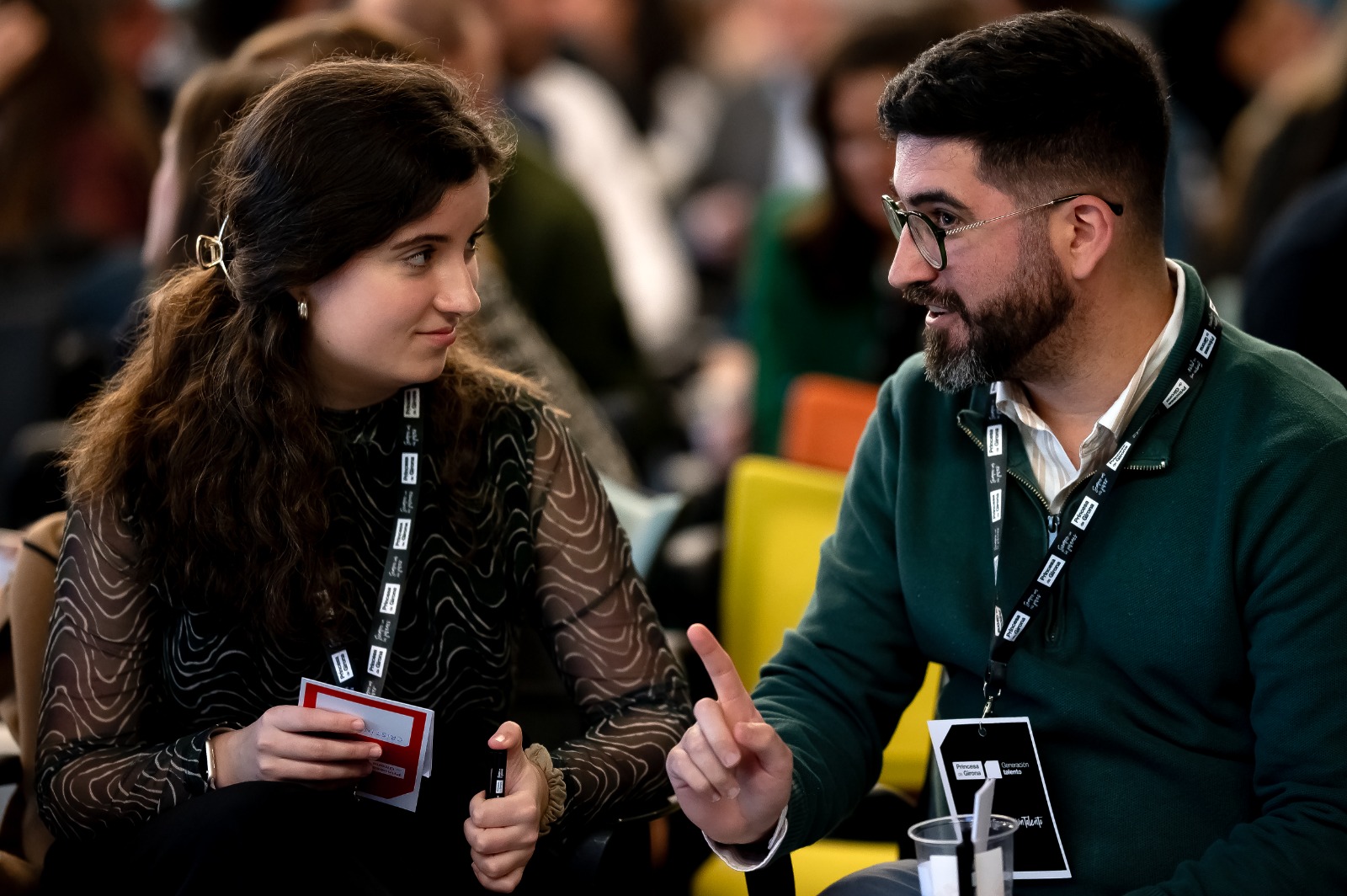 41 mentors i 57 joves protagonitzen una sessió de speed mentoring