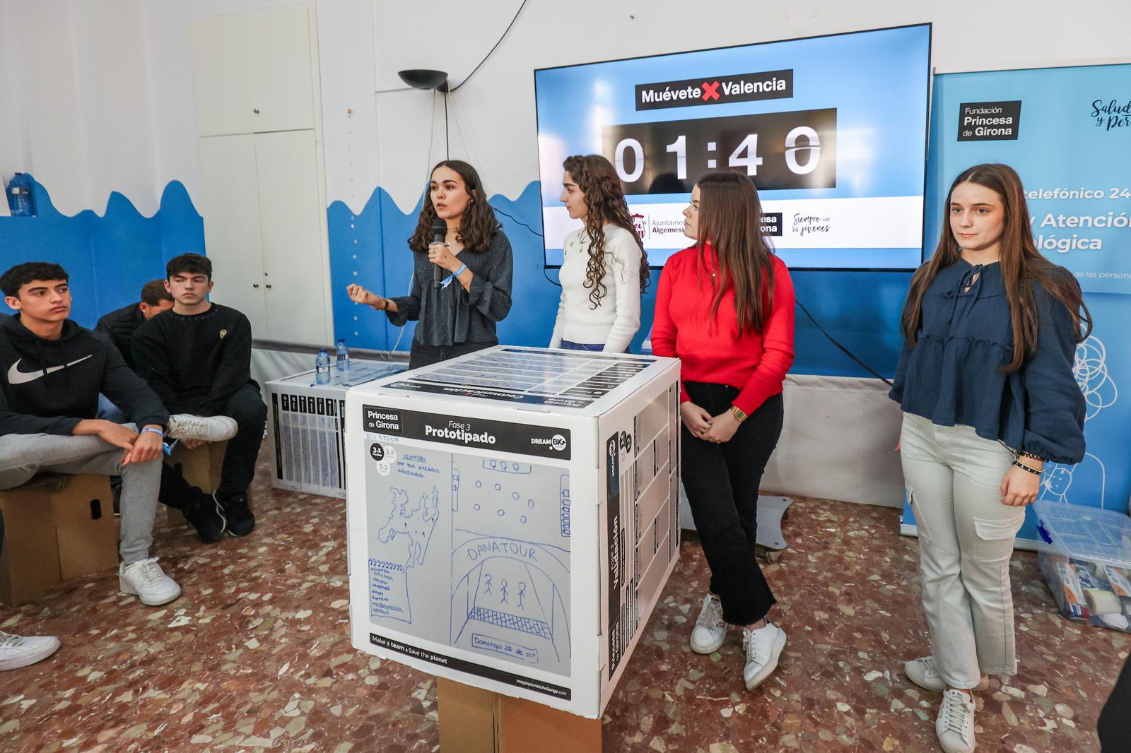 500 jóvenes proponen soluciones innovadoras para los municipios afectados por la DANA en la gira de retos emprendedores organizada por la Fundación Princesa de Girona en la Ribera