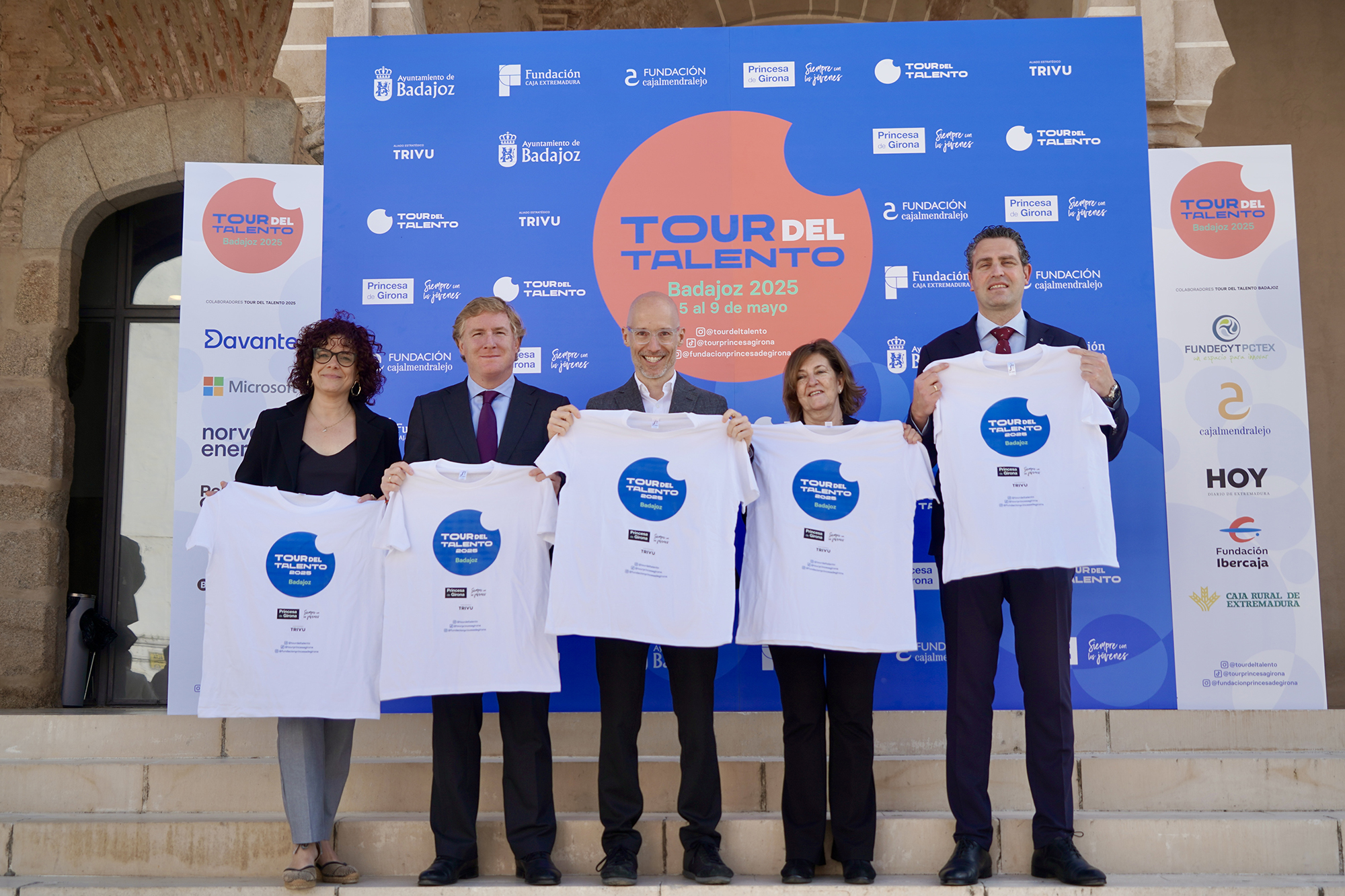 La investigación científica y el desarrollo profesional de los jóvenes se dan cita en Badajoz con el Tour del talento