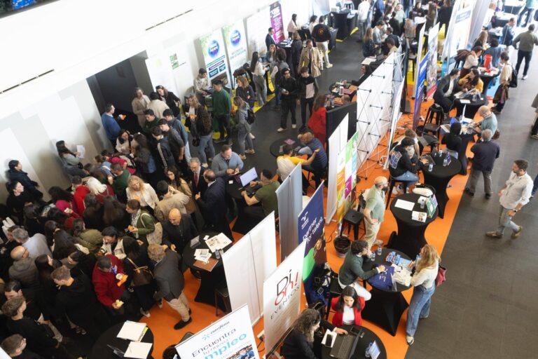 Badajoz vive una jornada que impulsa el talento joven, la innovación y el compromiso social