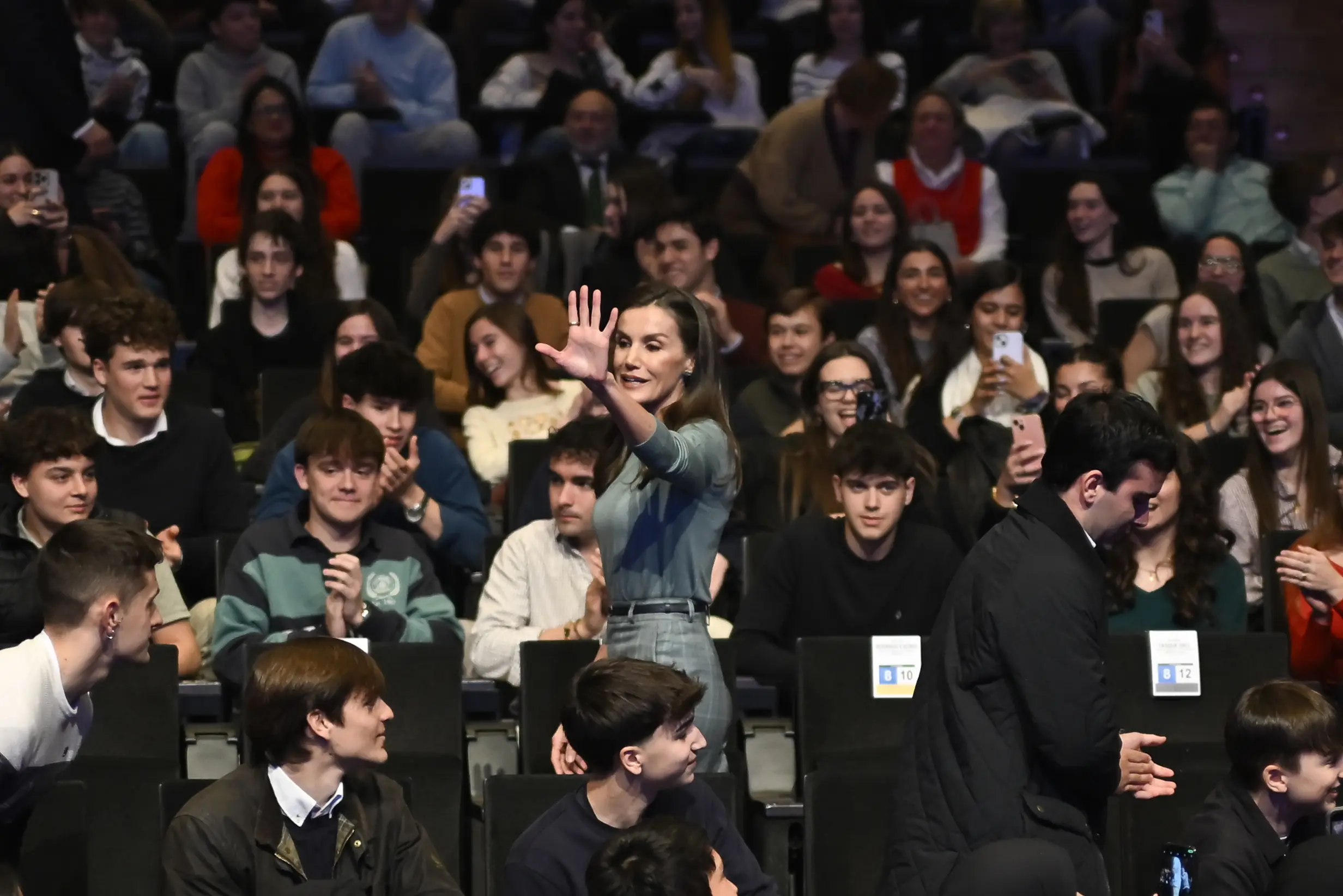 S.M. la Reina preside el acto central del Tour del talento en Huesca, un encuentro dedicado a impulsar el talento, la creatividad y la iniciativa empresarial de los jóvenes