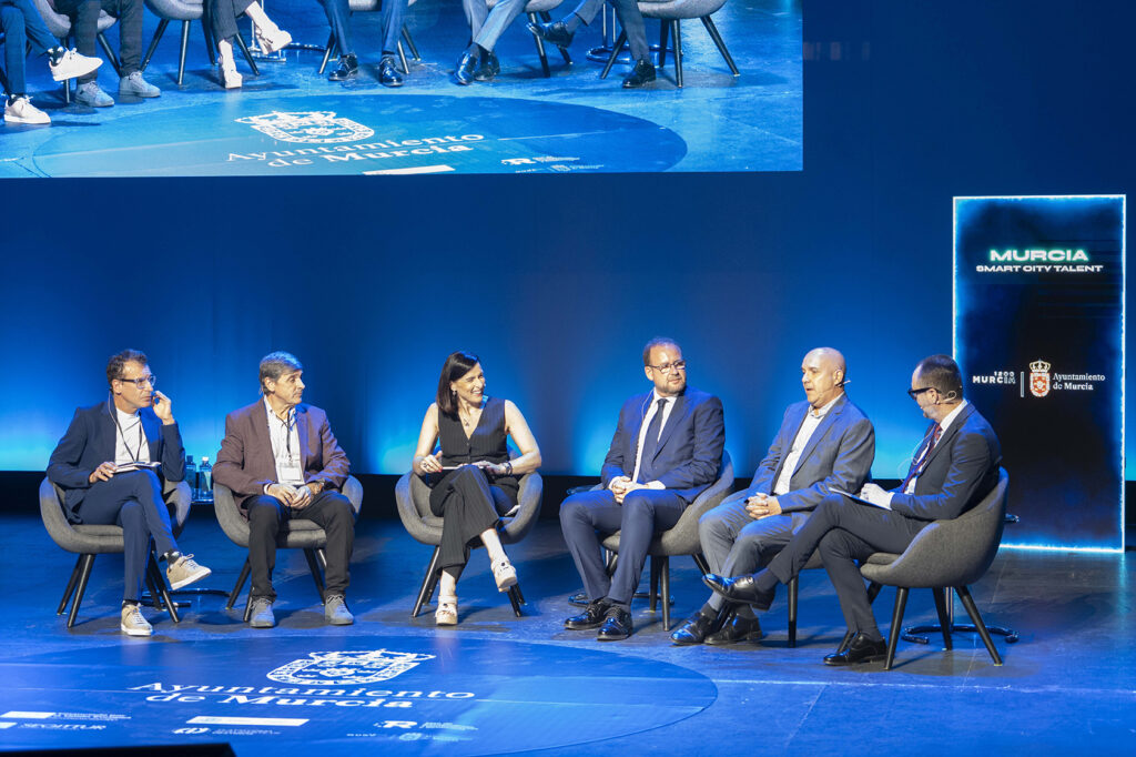 Murcia se consolida como referente en innovación, talento joven y ciudades inteligentes en el ecuador del Tour del talento