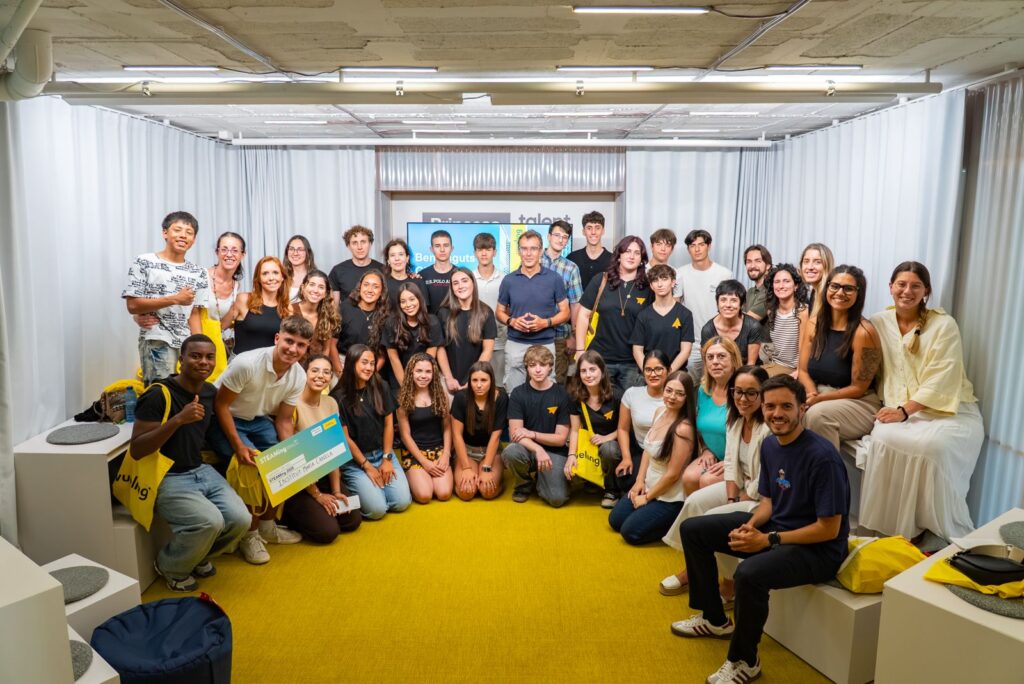 Más de 630 alumnos participan en la segunda edición de «STEAMing: dando alas al talento femenino», el programa de Vueling y la Fundación Princesa de Girona que impulsa las vocaciones STEAM entre los jóvenes